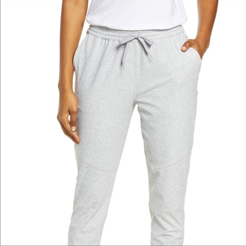 Outdoor Voices All Day Pant in Dove size XS